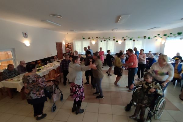 resize-w-700-h-700-img-pazdziernik-2021-ds-lib-img-20211009-1719272AFED3C9-8FBB-D315-B4C4-3A5A55C42880.jpg