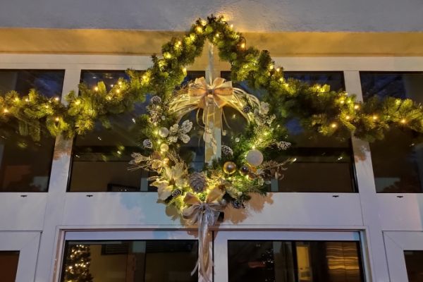 Ustrojona wianek świąteczny w DPS w Lubuczewie.