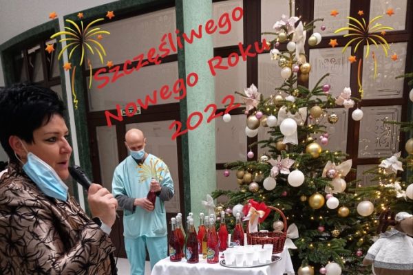 Pani Dyrektor składa życzenia Mieszkańcom w Sylwestra.