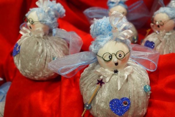 Prace ręczne Mieszkańców, wróżki,babuszki.