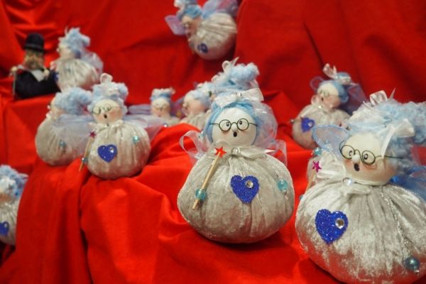 Prace ręczne Mieszkańców, wróżki,babuszki.