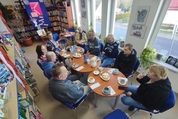 Mieszkańcy na spotkaniu DKK w Objeździe.