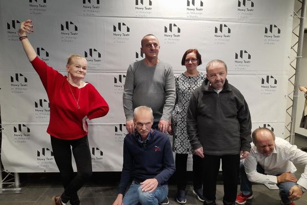 Mieszkańcy w Nowym Teatrze w Słupsku.