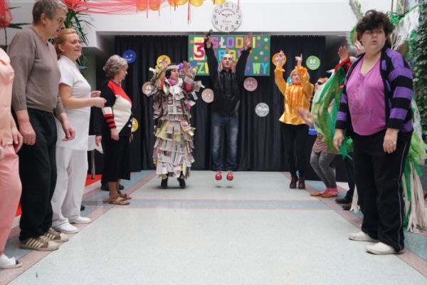resize-w-700-h-700-img-5772ec9a28deeE04B4484-71EB-F0A7-B11B-1200920C198E.jpg