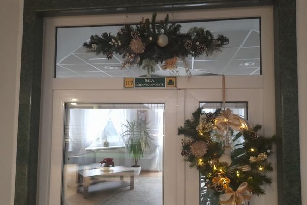 Boźonarodzeniowy wystój Domu - ozdoba okna , wieńce.