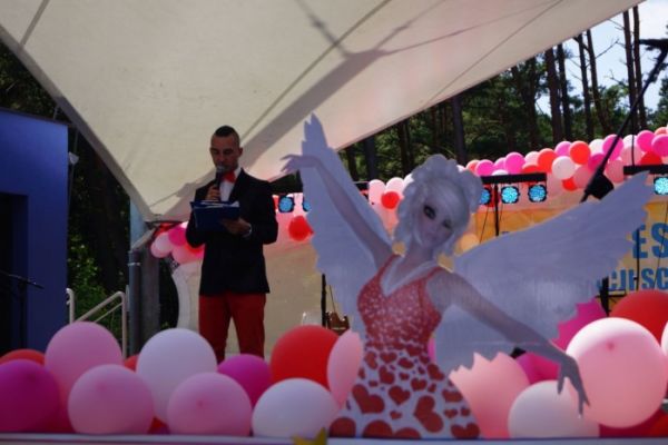 resize-w-700-h-700-img-2019-ds-lib-dsc088678D189B73-0DDF-ADBE-1626-044A437E26BA.jpg