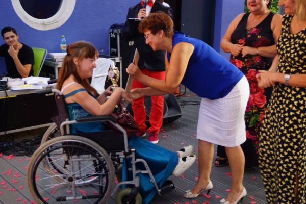 resize-w-700-h-700-img-2019-ds-lib-dsc090255510D8C3-33CF-5CC8-AF9E-145B27E76CD5.jpg