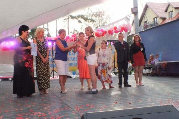 resize-w-700-h-700-img-2019-ds-lib-dscf8492DEE7F3FD-6A4E-FB6E-5D85-DB4768F29240.jpg
