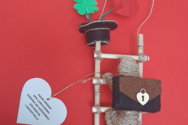 Zawieszka kominiarz na drabinie.