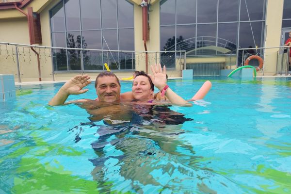 Mieszkańcy w wodzie.